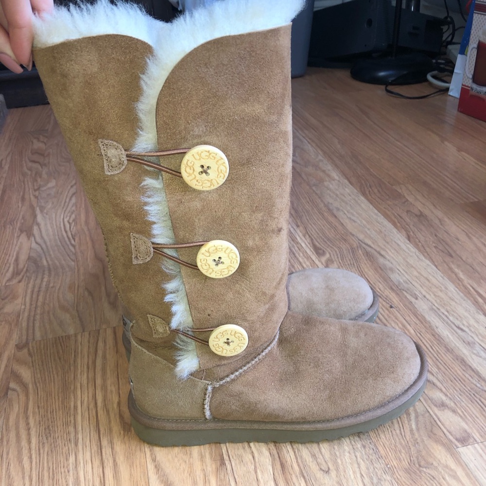 Tall Bailey Button Uggs